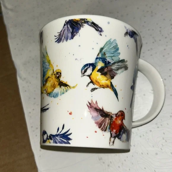 Dunoon Cairngorm ‘Flight of Fancy – Bird’ Mug - Picture 8 of 12